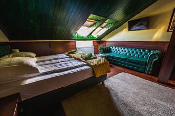 Фотографии Проживание в семье Shoemaker Irish Pub & Accommodation г. Кельце (Польша) №4 Фото Проживание в семье Shoemaker Irish Pub & Accommodation г. Кельце 4
