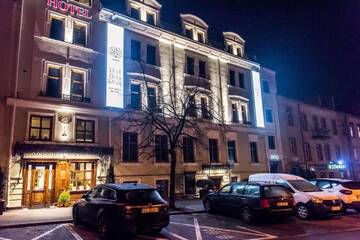Фотографии Отель Hotel Pod Złotą Różą г. Кельце (Польша) №3 Фото Отель Hotel Pod Złotą Różą г. Кельце 3