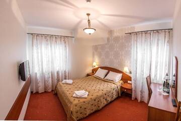 Фотографии Отель Hotel Karczówka г. Кельце (Польша) №2 Фото Отель Hotel Karczówka г. Кельце 2