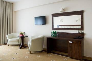 Фото номера Стандартный двухместный номер с 2 отдельными кроватями Отель Hotel Binkowski г. Кельце 9