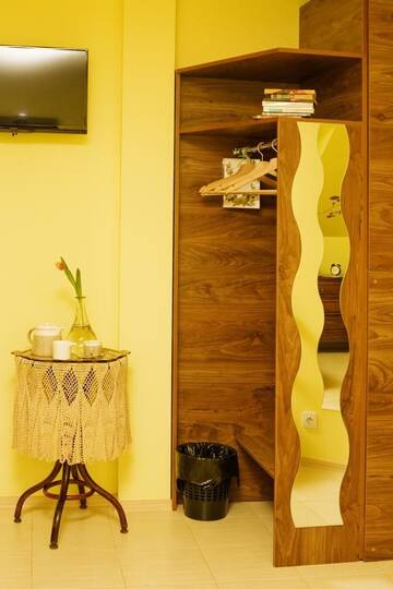 Фото номера Трехместный номер Отели типа «постель и завтрак» Medison Boutique B&amp;B г. Кельце 3