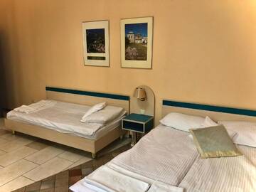 Фото номера Семейный номер с общей ванной комнатой Хостелы Hostel-Art г. Кельце 4