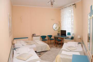 Фото номера Семейный номер с общей ванной комнатой Хостелы Hostel-Art г. Кельце 2