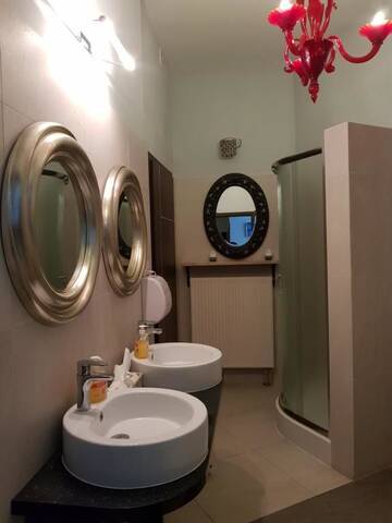 Фото номера Семейный номер с общей ванной комнатой Хостелы Hostel-Art г. Кельце 13