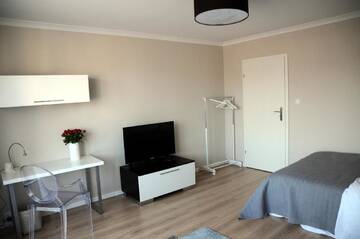 Фото номера Апартаменты с 2 спальнями Апартаменты Apartament Kiza г. Кельце 11
