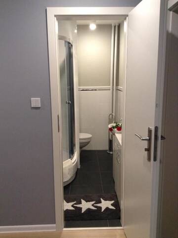 Фото номера Апартаменты с 2 спальнями Апартаменты Apartament Kiza г. Кельце 35