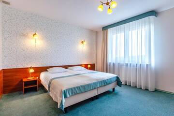 Фото номера Двухместный номер с 1 кроватью или 2 отдельными кроватями Отель Hotel La Mar г. Кельце 3