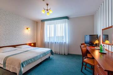 Фото номера Двухместный номер с 1 кроватью или 2 отдельными кроватями Отель Hotel La Mar г. Кельце 6
