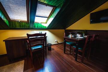 Фото номера Семейный номер-студио Проживание в семье Shoemaker Irish Pub &amp; Accommodation г. Кельце 4