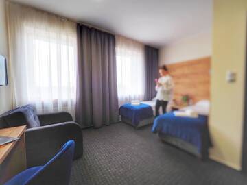 Фото номера Двухместный номер с 1 кроватью и собственной ванной комнатой Отель S7 Hotel г. Кельце 30