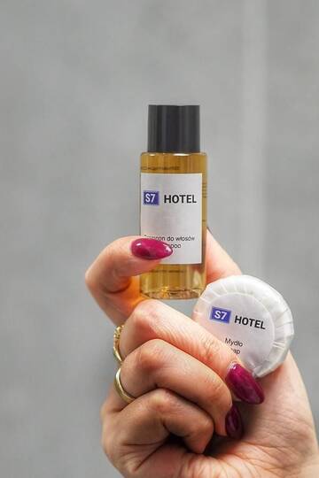 Фото номера Двухместный номер с 1 кроватью и собственной ванной комнатой Отель S7 Hotel г. Кельце 16