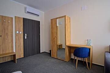 Фото номера Двухместный номер с 1 кроватью и собственной ванной комнатой Отель S7 Hotel г. Кельце 41
