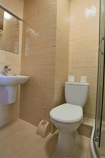 Фото Отель Hotel SiLL г. Кельце 3